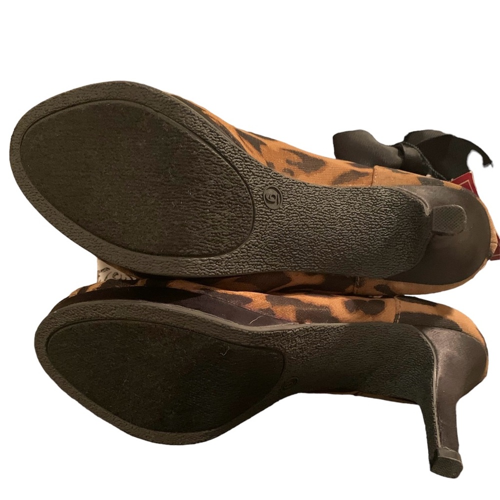 Woman’s Peep toe heels - Picture 5 of 6